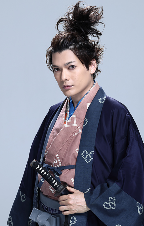 崎山つばさ